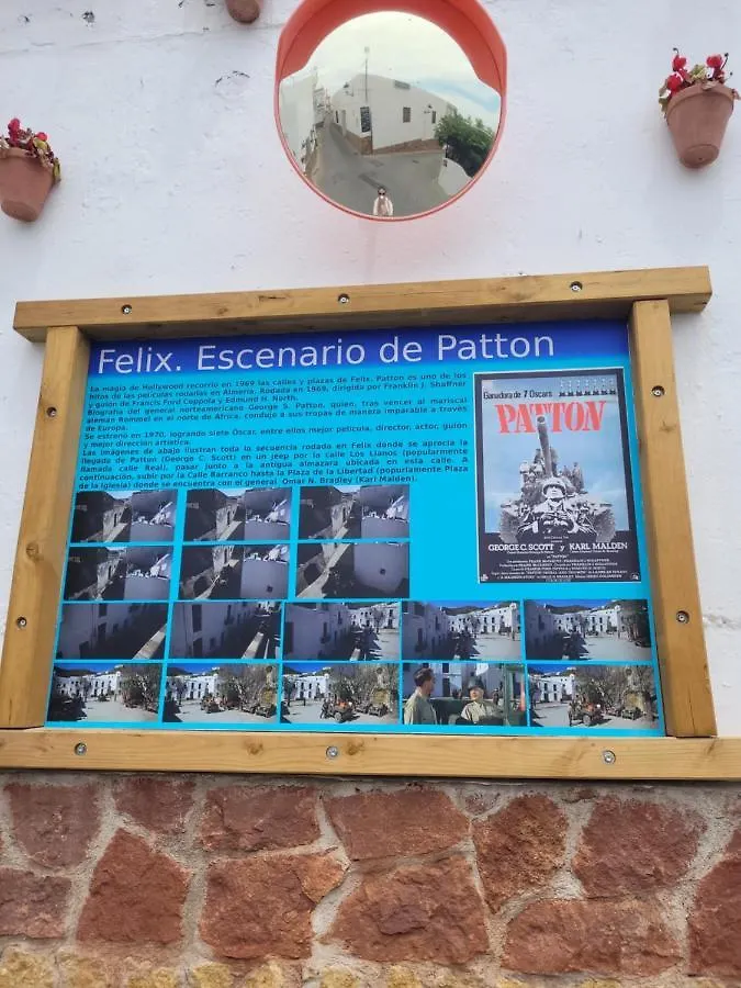 La Mesa Villa Felix
